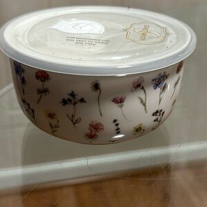 - - Brand new Grace Pantry Bowl With Lid .5”